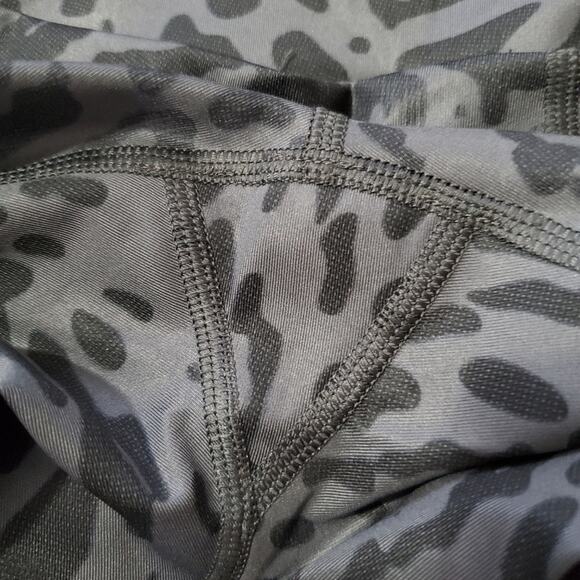 Lululemon Animal Swirl Deep Coal Light Black Just Breathe Pant - Picture 8 of 8